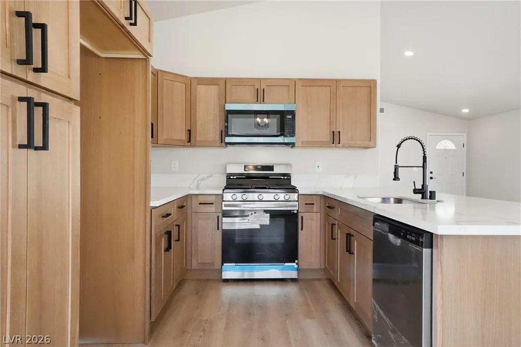 1530 Duhamel, North Las Vegas, NV 89032