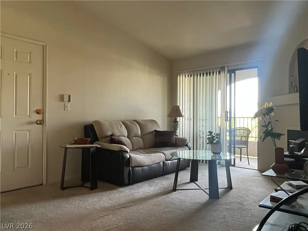 950 Seven Hills, Henderson, NV 89052