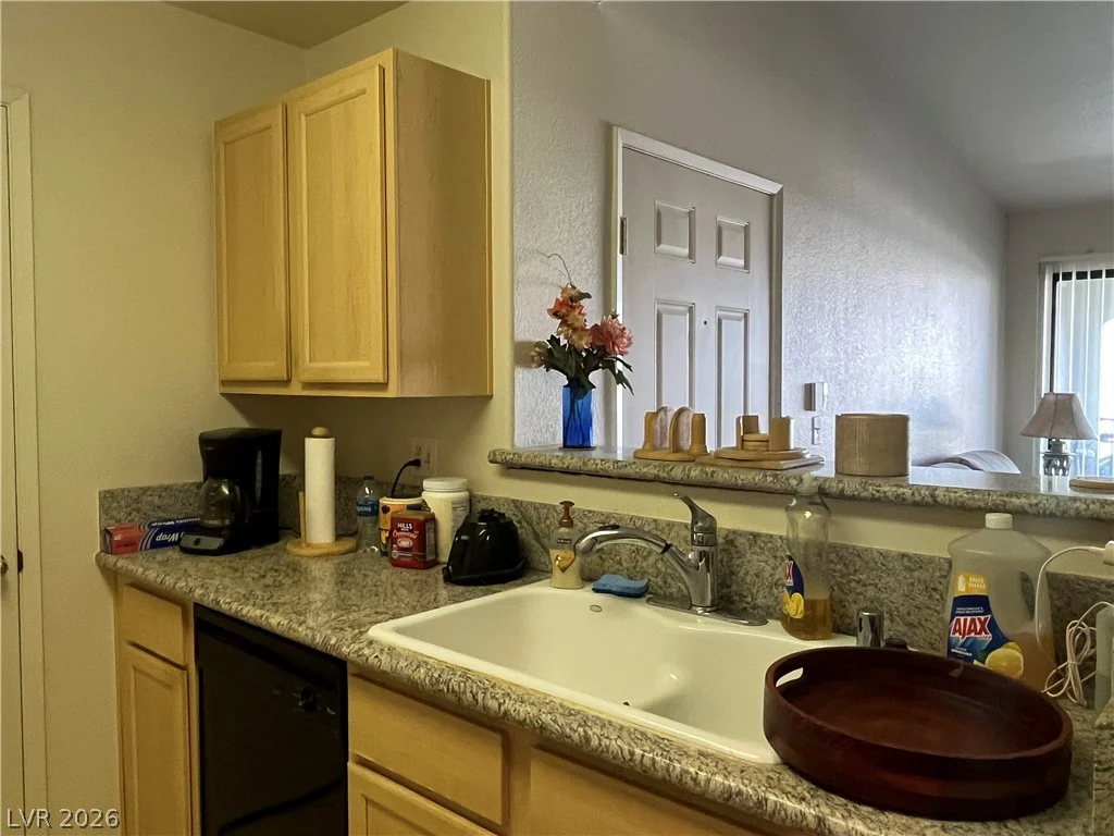 950 Seven Hills, Henderson, NV 89052