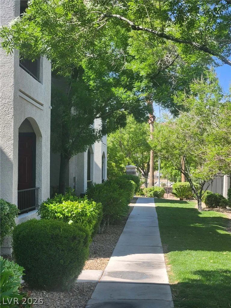 950 Seven Hills, Henderson, NV 89052