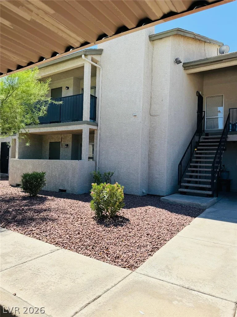 2961 Country Manor, Las Vegas, NV 89115