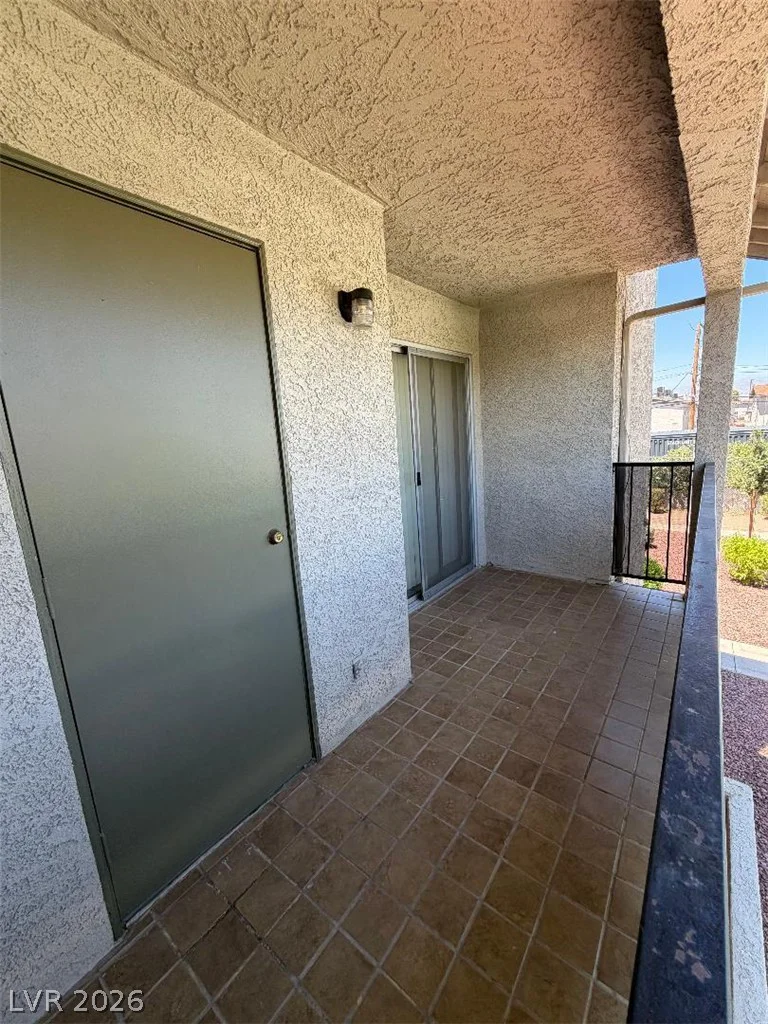 2961 Country Manor, Las Vegas, NV 89115