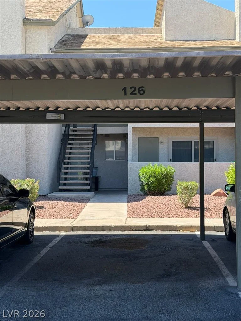 2961 Country Manor, Las Vegas, NV 89115