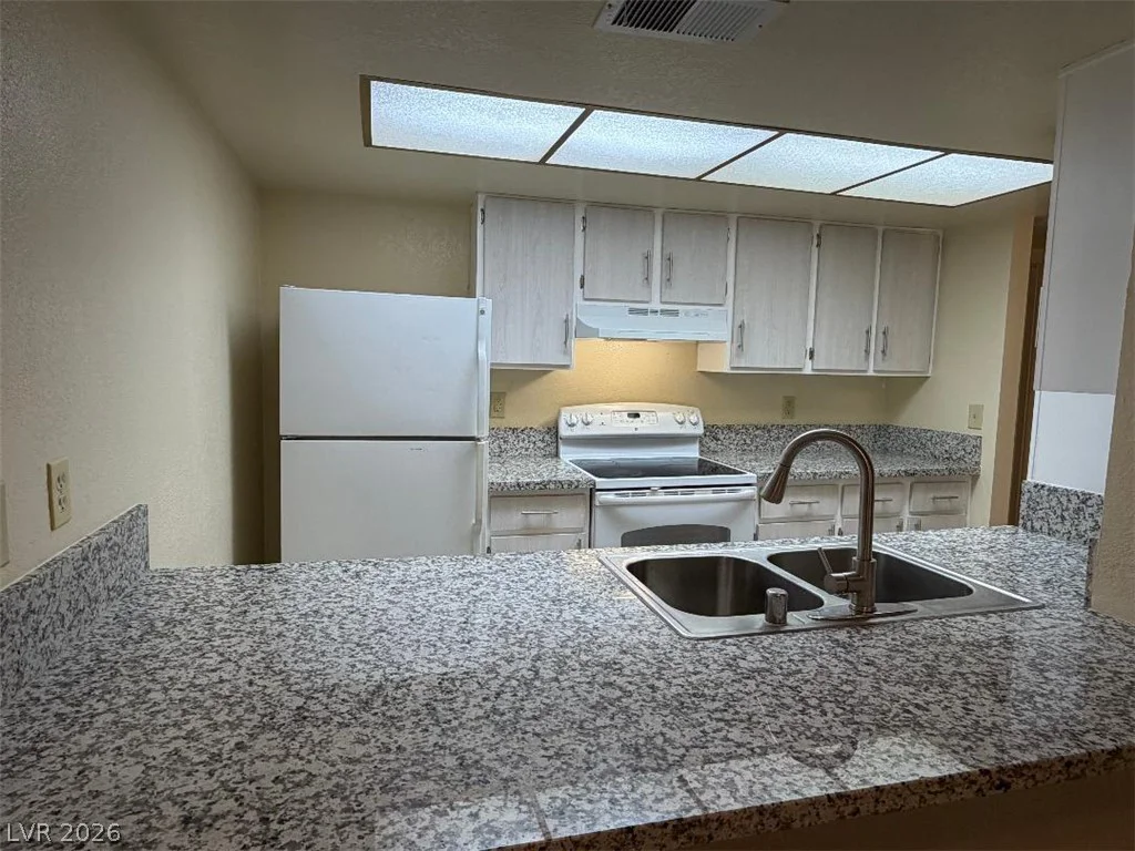 2961 Country Manor, Las Vegas, NV 89115