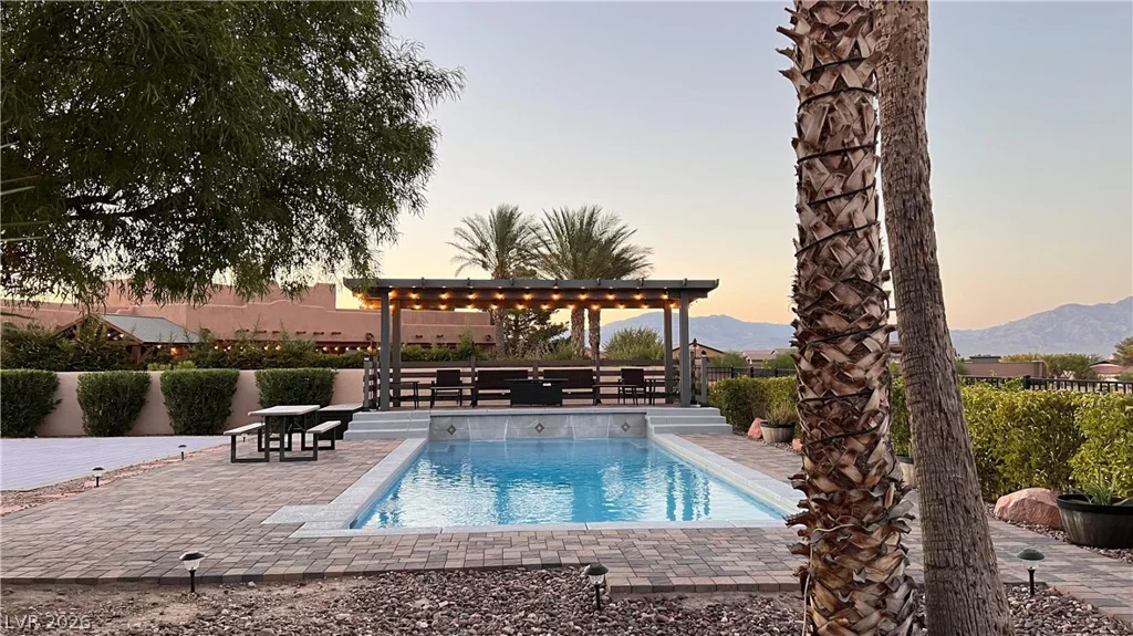10470 Ann, Las Vegas, NV 89149