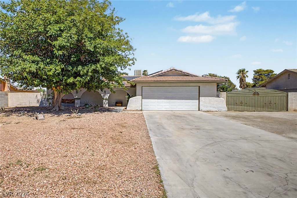 4309 Lake Tahoe, Las Vegas, NV 89130