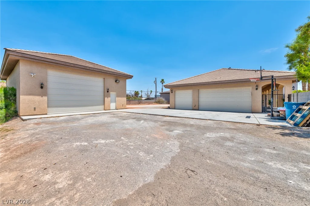 5870 OQUENDO, Las Vegas, NV 89118
