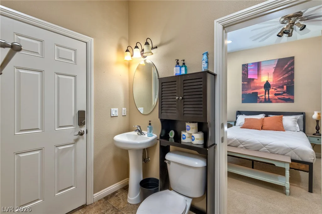 5870 OQUENDO, Las Vegas, NV 89118