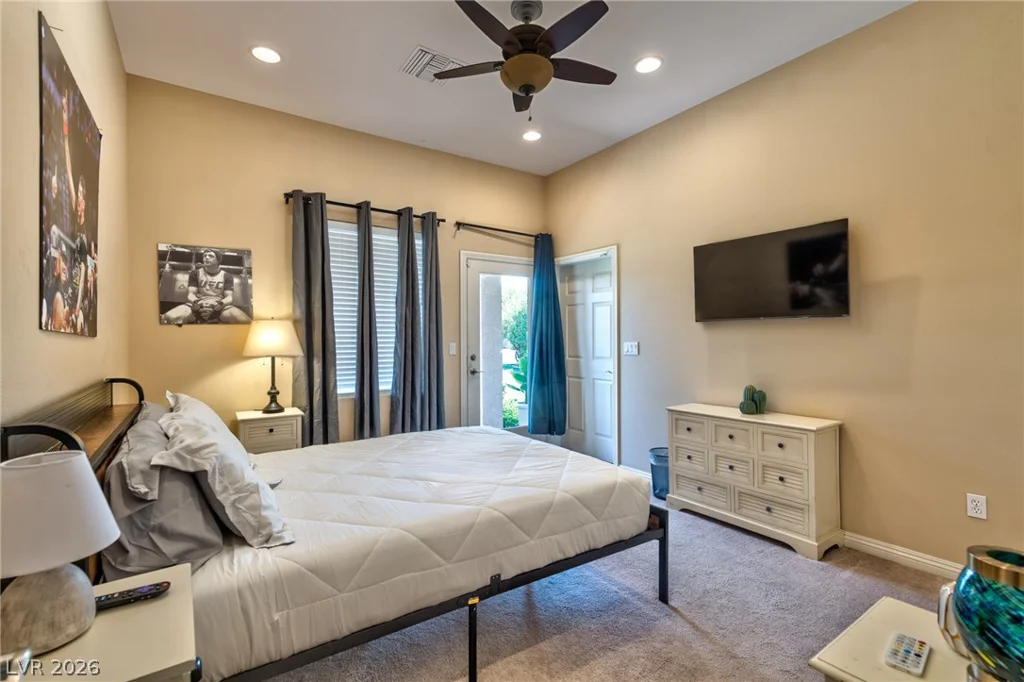5870 OQUENDO, Las Vegas, NV 89118