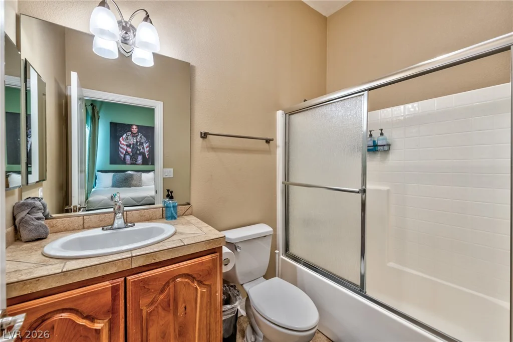 5870 OQUENDO, Las Vegas, NV 89118