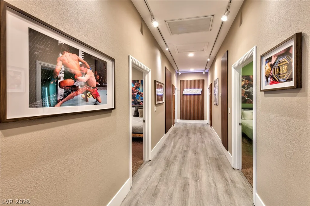 5870 OQUENDO, Las Vegas, NV 89118