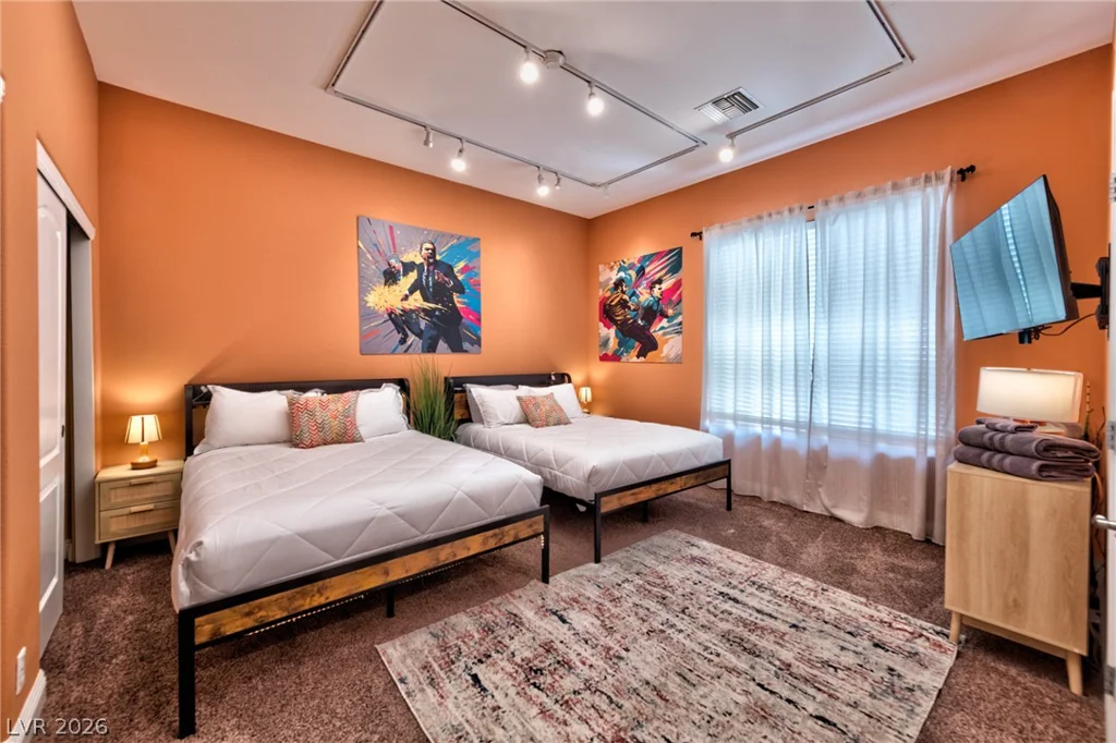 5870 OQUENDO, Las Vegas, NV 89118