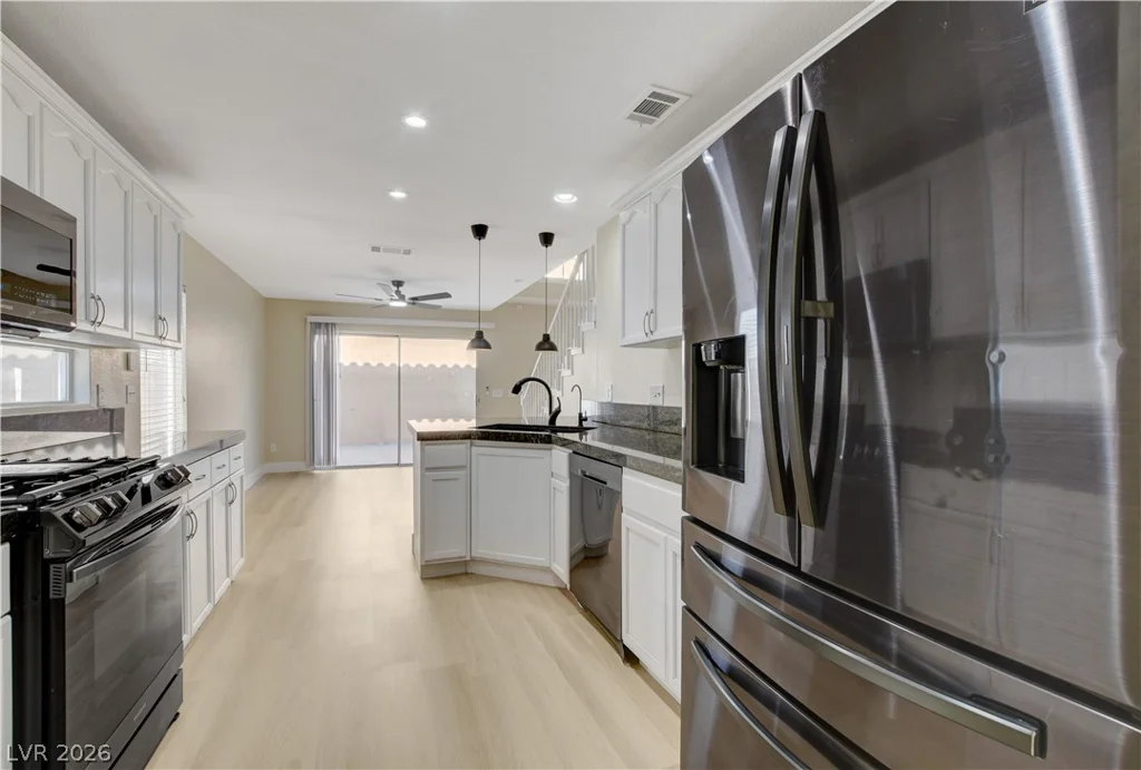 3330 Cheltenham, Las Vegas, NV 89129