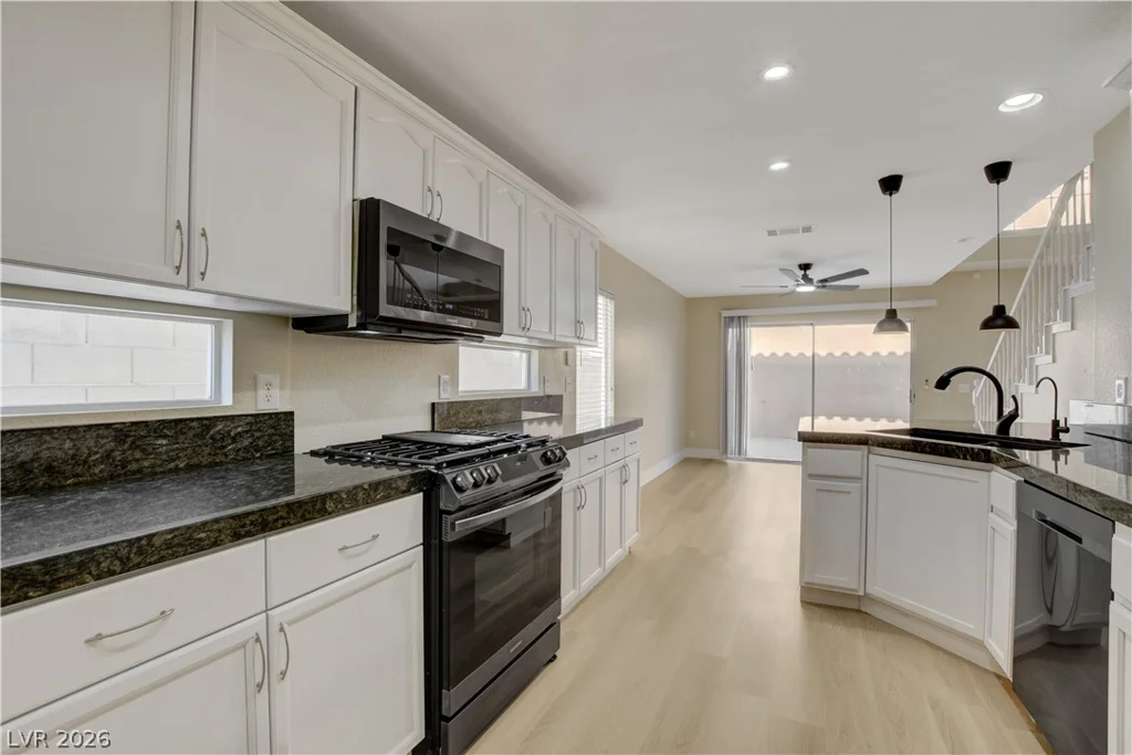 3330 Cheltenham, Las Vegas, NV 89129