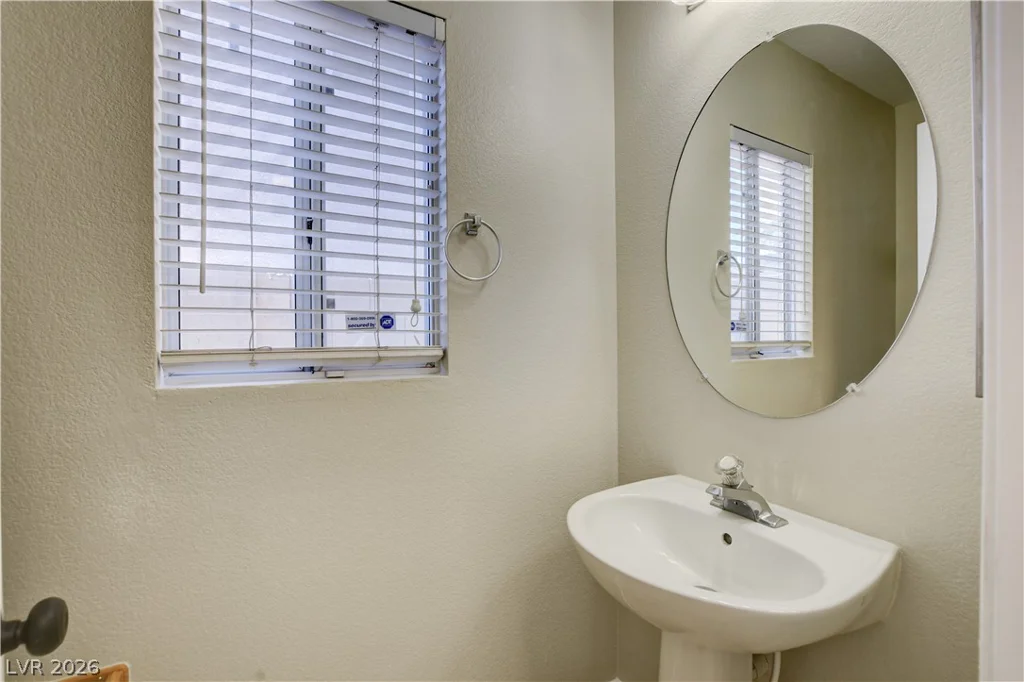 3330 Cheltenham, Las Vegas, NV 89129