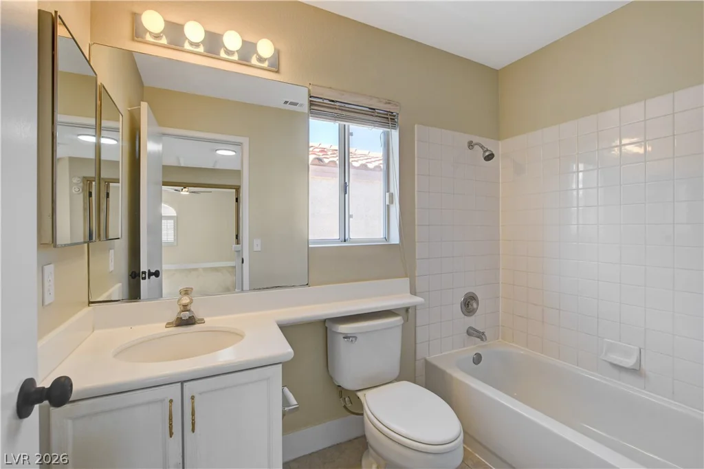 3330 Cheltenham, Las Vegas, NV 89129