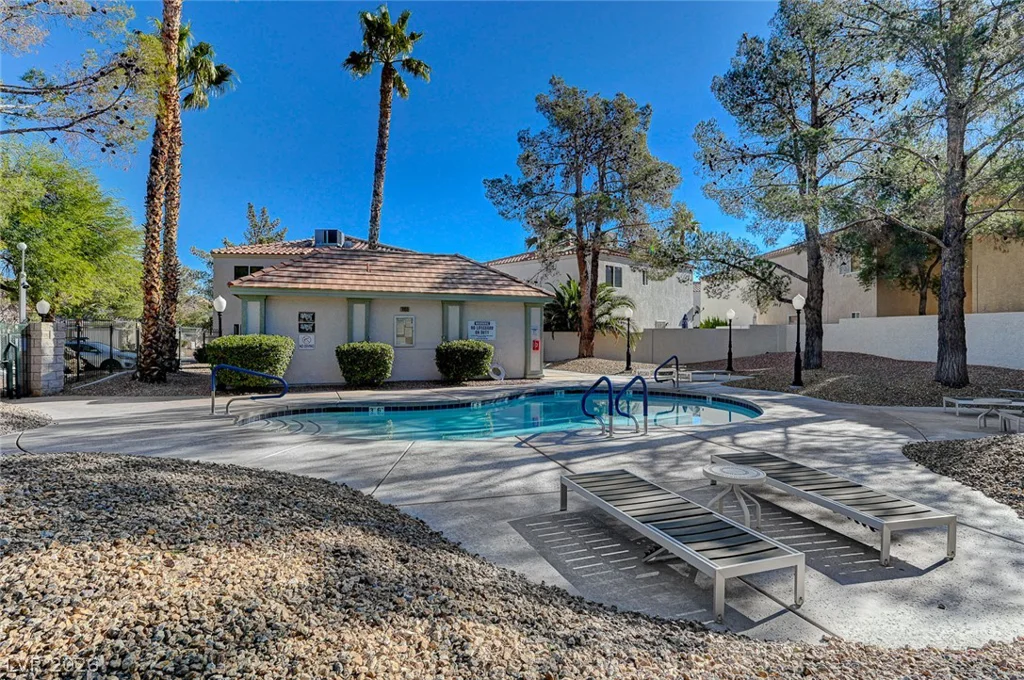 3330 Cheltenham, Las Vegas, NV 89129