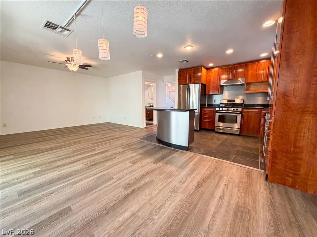 2801 Autumn Haze, Las Vegas, NV 89117