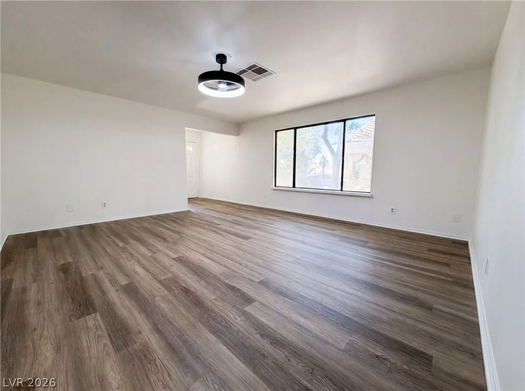2801 Autumn Haze, Las Vegas, NV 89117