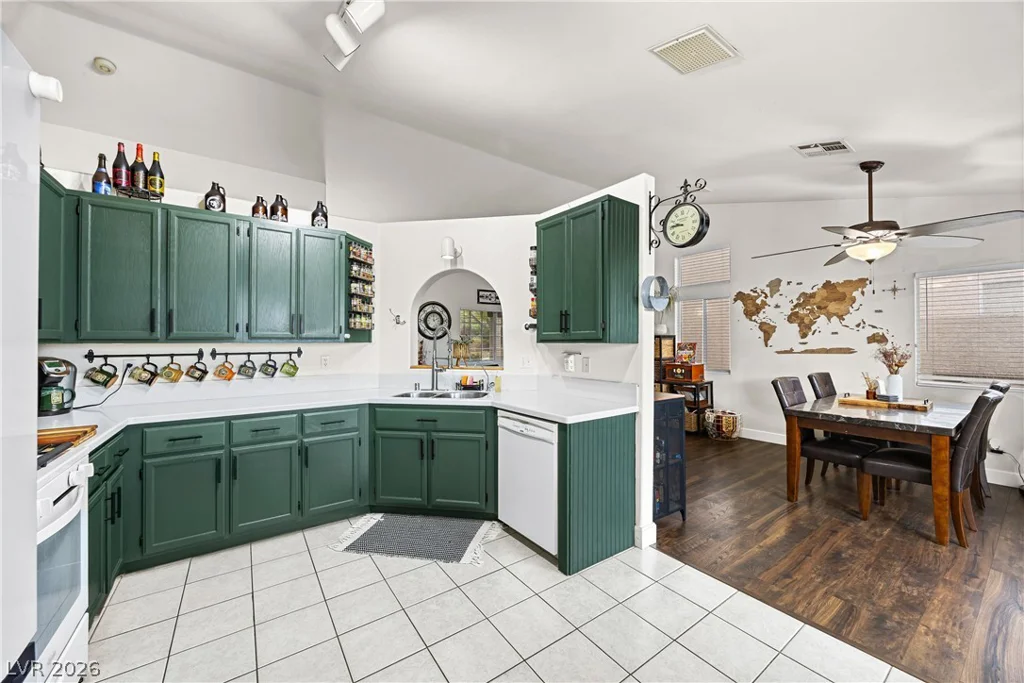 217 Red Coral, Henderson, NV 89002