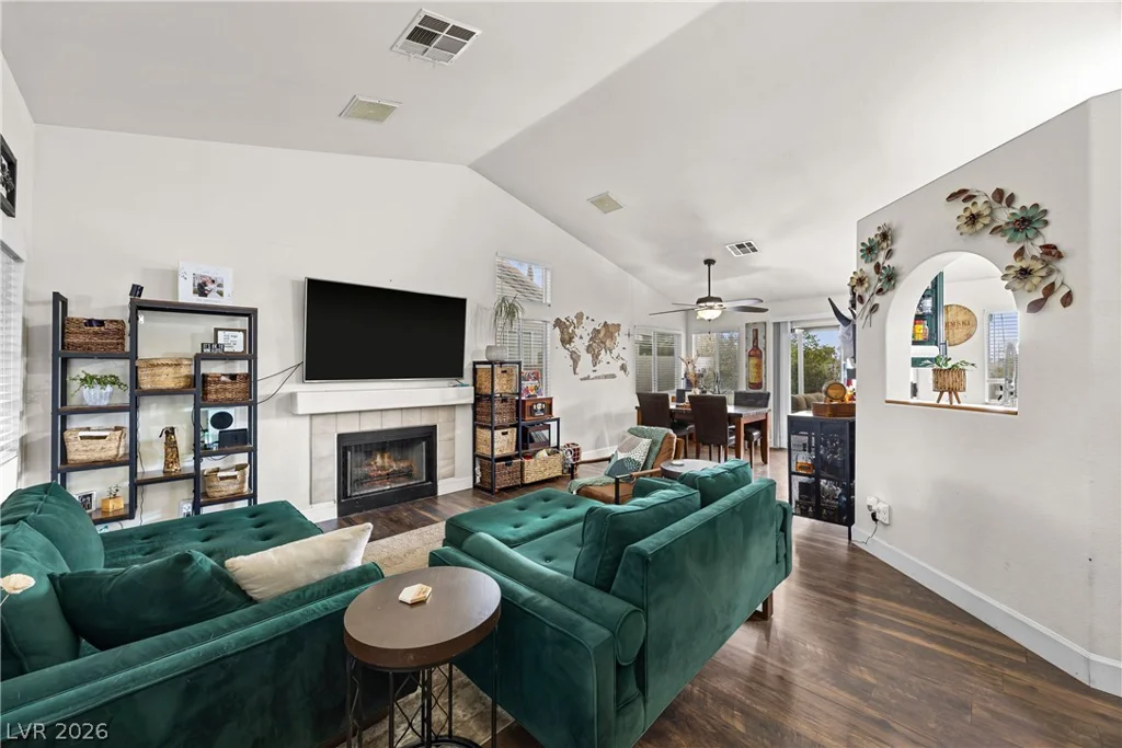 217 Red Coral, Henderson, NV 89002