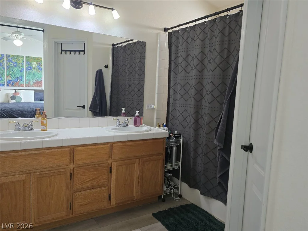 217 Red Coral, Henderson, NV 89002