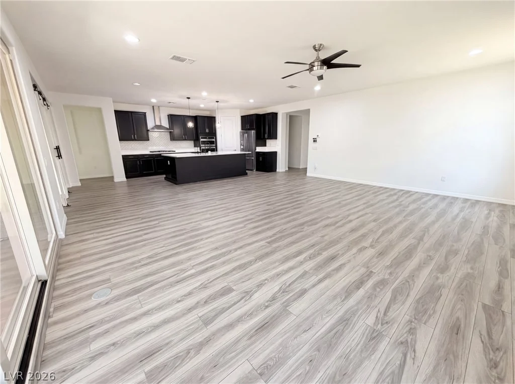 10619 Skye Paseo, Las Vegas, NV 89166