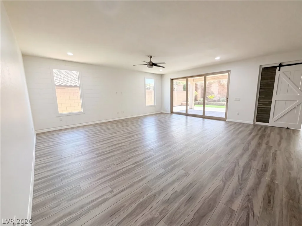 10619 Skye Paseo, Las Vegas, NV 89166