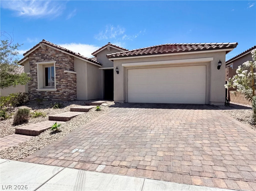 10619 Skye Paseo, Las Vegas, NV 89166