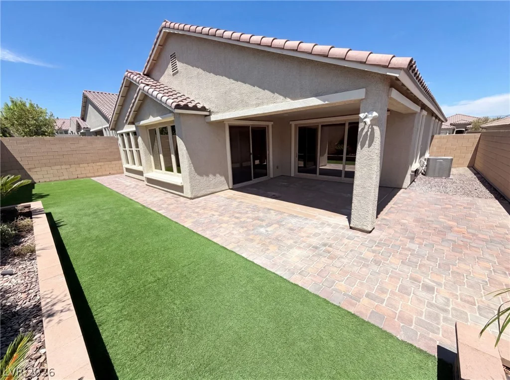10619 Skye Paseo, Las Vegas, NV 89166