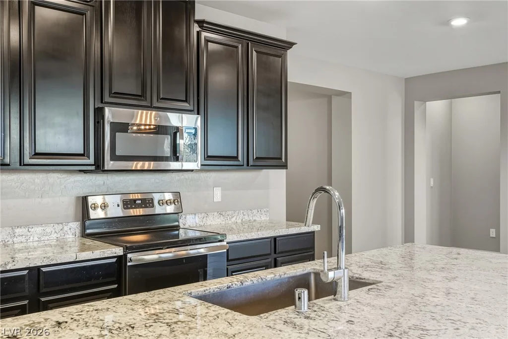 2598 Blossom, Pahrump, NV 89048