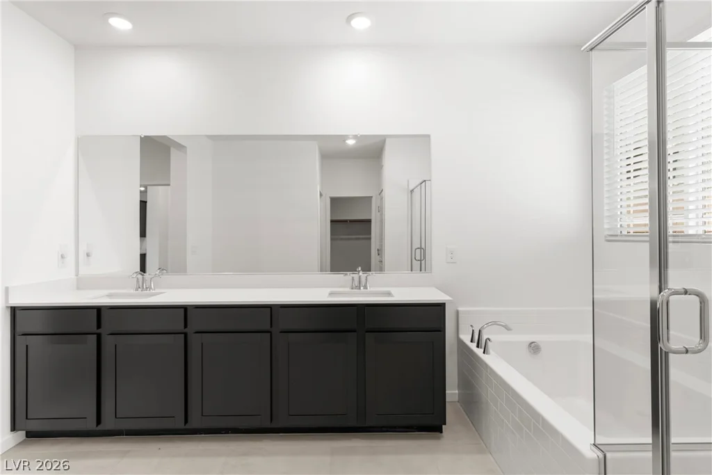320 Isla Enclave, Henderson, NV 89011