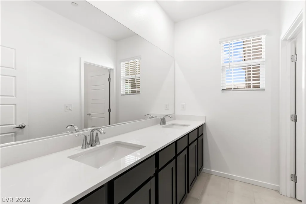 320 Isla Enclave, Henderson, NV 89011
