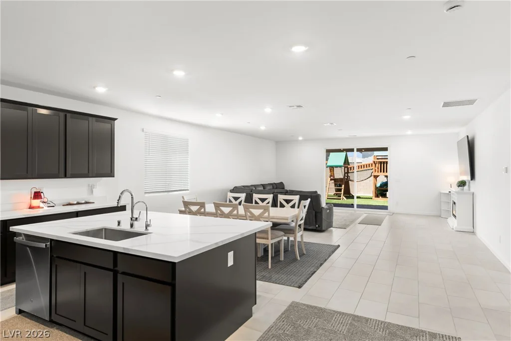 320 Isla Enclave, Henderson, NV 89011