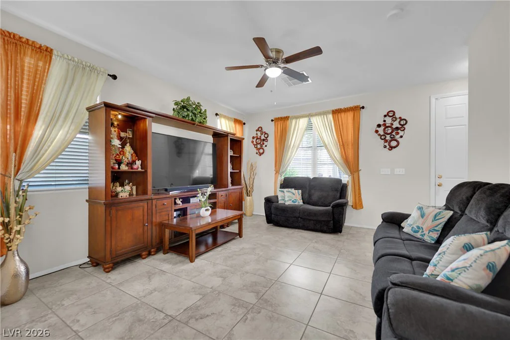 6742 Frances Celia, Las Vegas, NV 89122