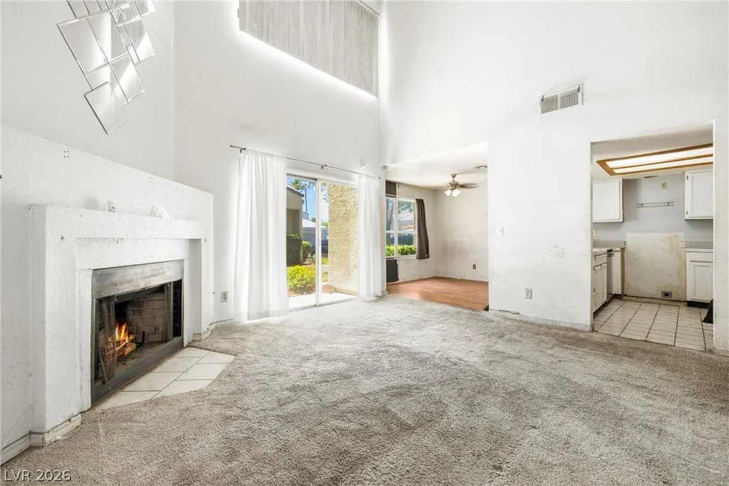 6250 Flamingo, Las Vegas, NV 89103
