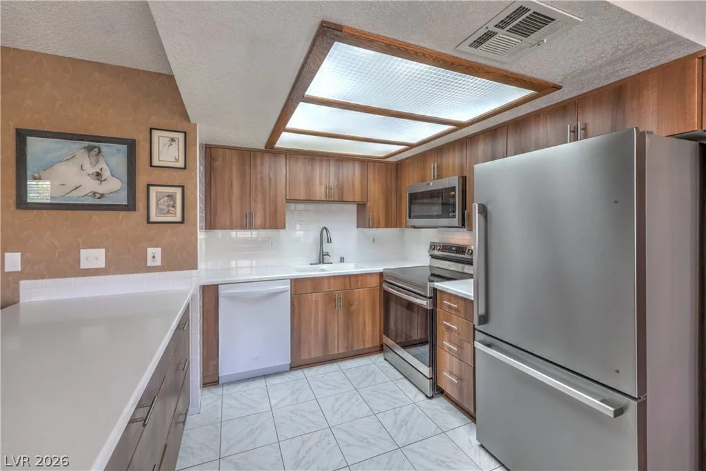 1201 Buffalo, Las Vegas, NV 89128