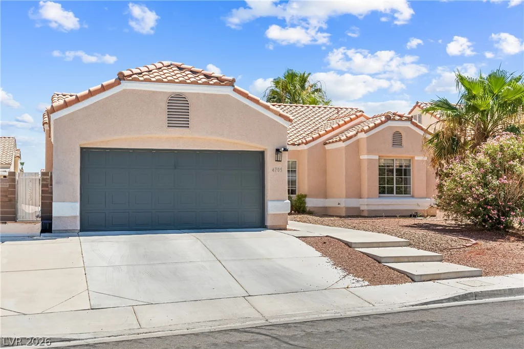4705 Imperial Beach, North Las Vegas, NV 89032
