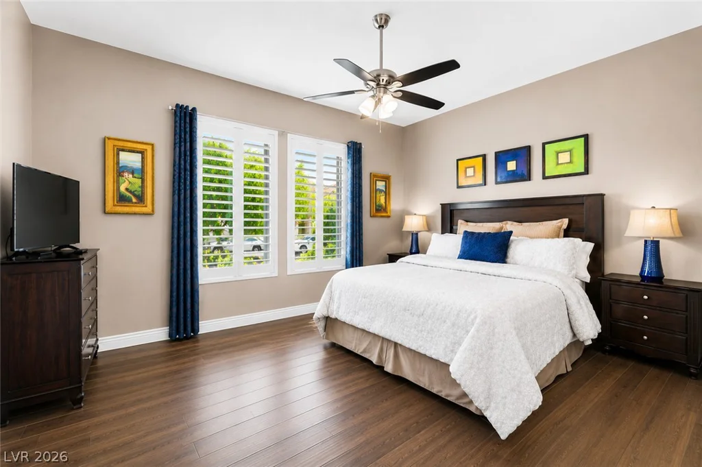 1516 Castle Wall, Las Vegas, NV 89117