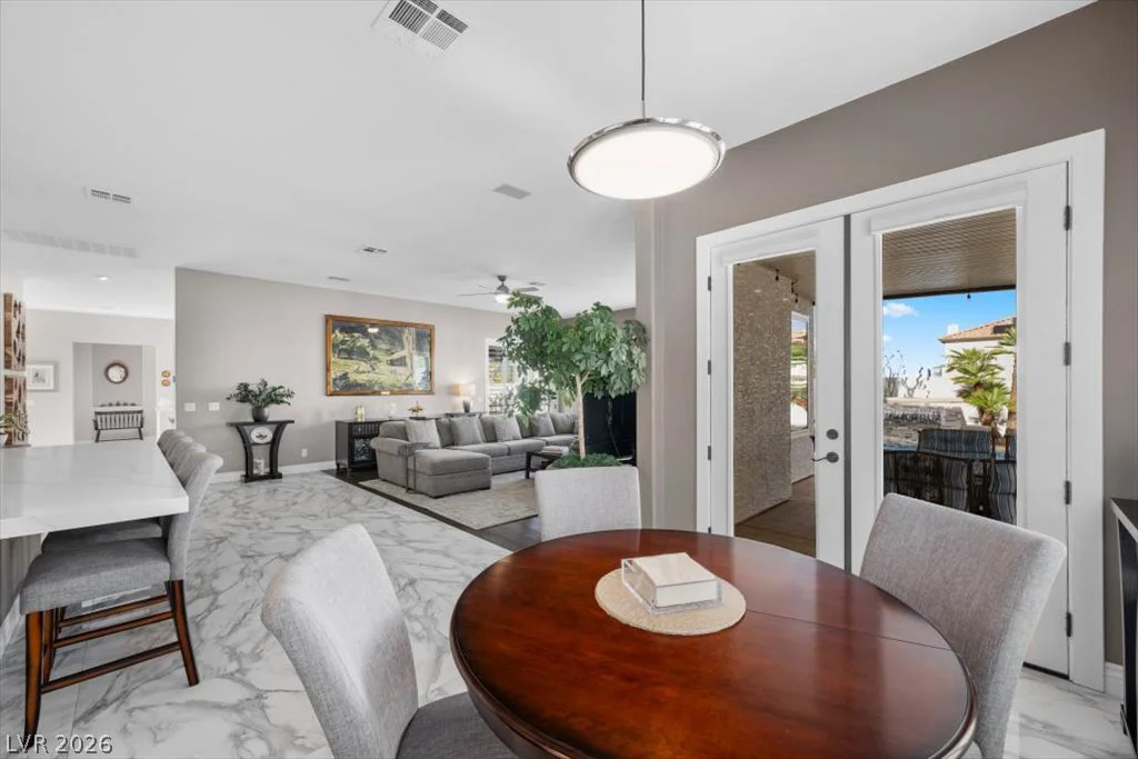 1516 Castle Wall, Las Vegas, NV 89117