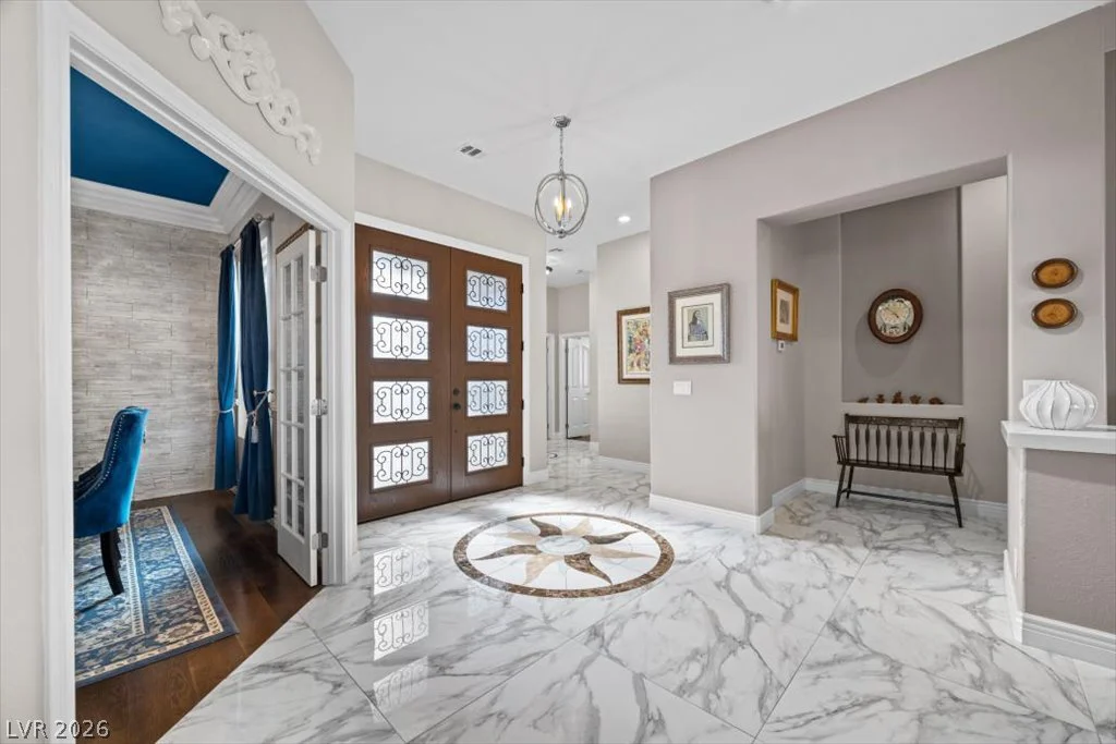 1516 Castle Wall, Las Vegas, NV 89117