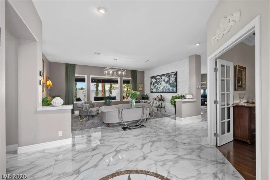 1516 Castle Wall, Las Vegas, NV 89117