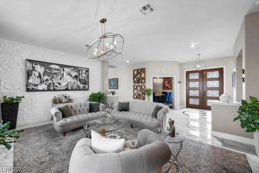 1516 Castle Wall, Las Vegas, NV 89117