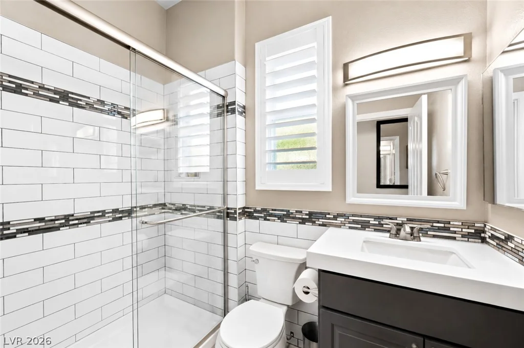 1516 Castle Wall, Las Vegas, NV 89117