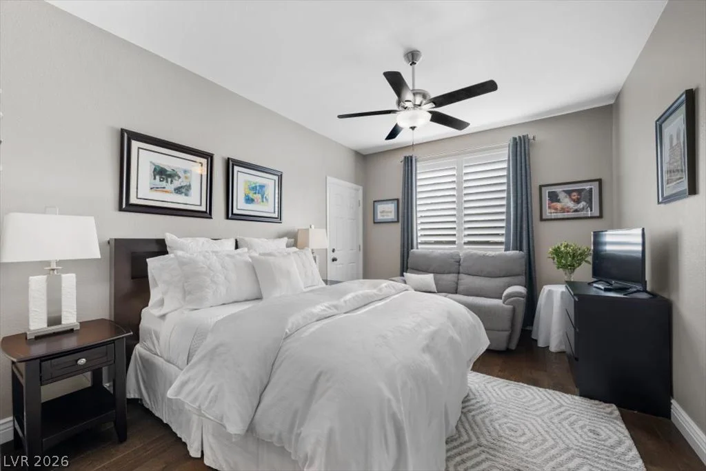1516 Castle Wall, Las Vegas, NV 89117