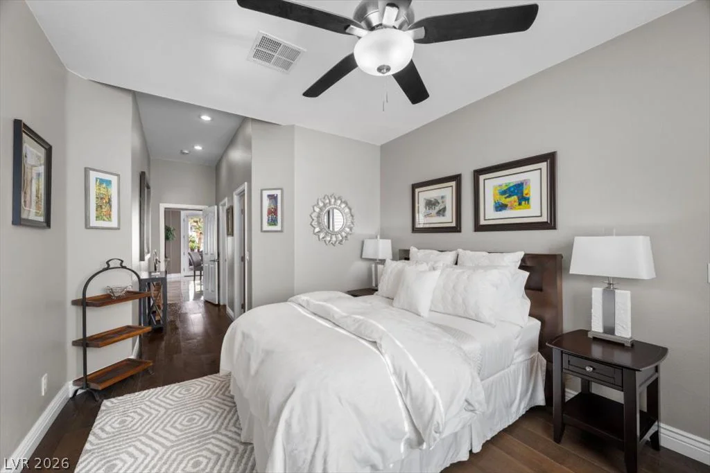 1516 Castle Wall, Las Vegas, NV 89117