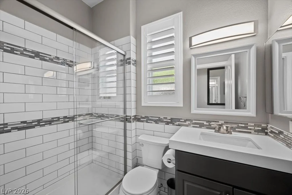 1516 Castle Wall, Las Vegas, NV 89117