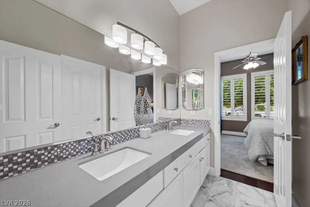 1516 Castle Wall, Las Vegas, NV 89117