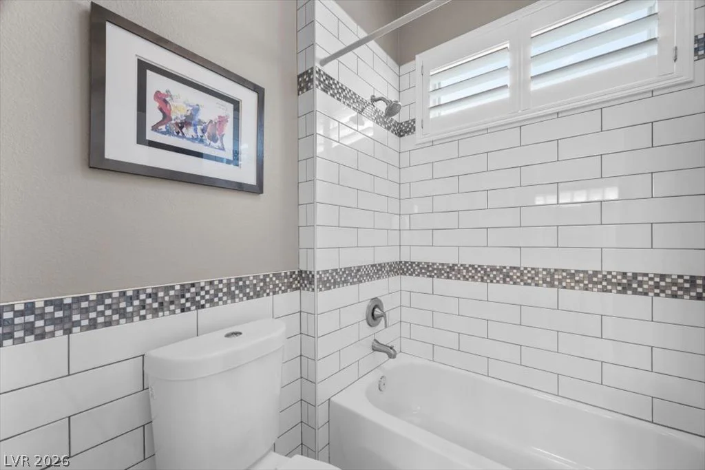 1516 Castle Wall, Las Vegas, NV 89117