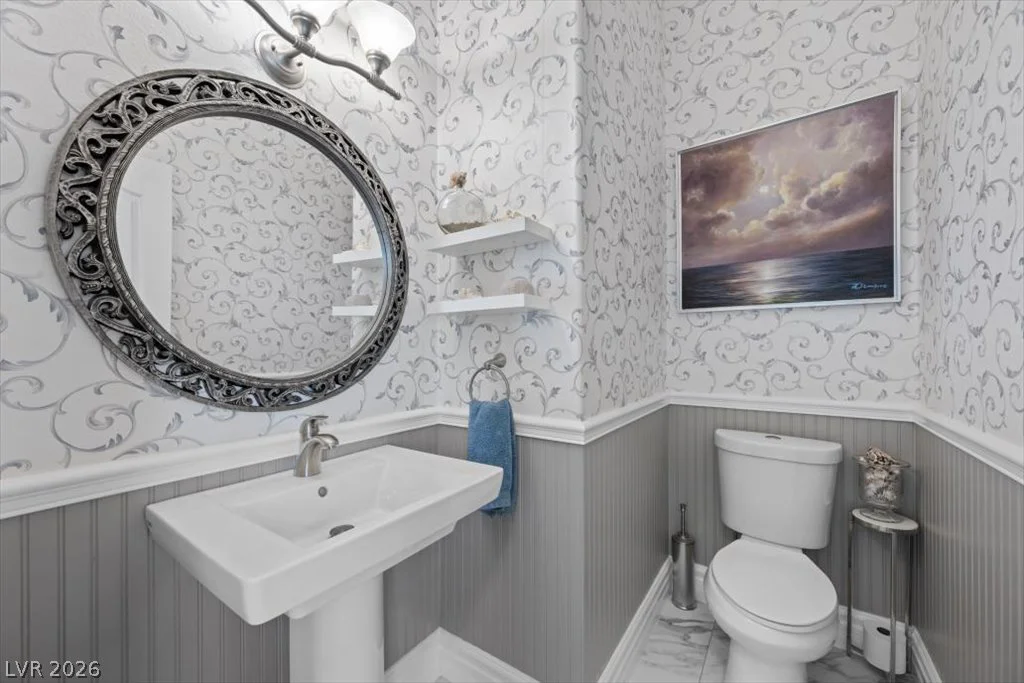 1516 Castle Wall, Las Vegas, NV 89117